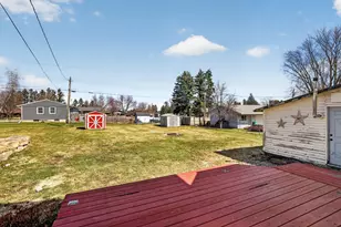 640 2nd Ave NW, Plainview, MN 55964 - Photo 10