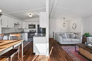 980 Greenhaven Dr, Vadnais Heights, MN 55127 - Photo 12