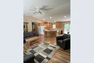 4806 22nd Street NE, Willmar, MN 56201 - Photo 4