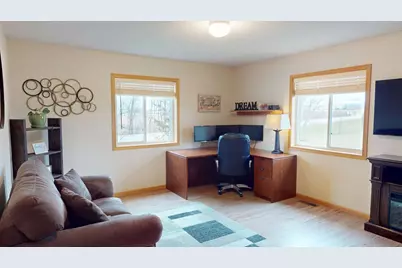4806 22nd Street NE, Willmar, MN 56201 - Photo 10