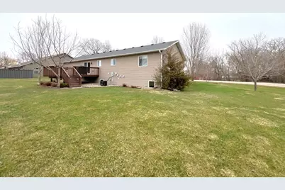 4806 22nd Street NE, Willmar, MN 56201 - Photo 32
