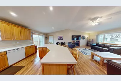 4806 22nd Street NE, Willmar, MN 56201 - Photo 12