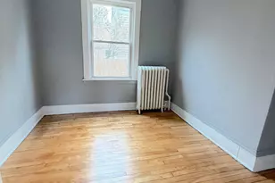 651 Ivy Ave E, Saint Paul, MN 55106 - Photo 6