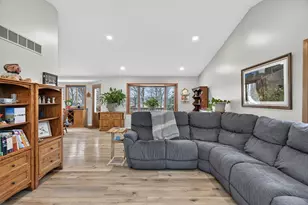 4137 Sylvan Ct SE, Rochester, MN 55904 - Photo 8