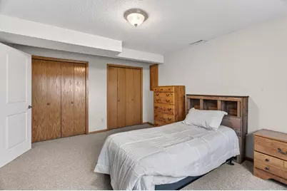 4137 Sylvan Court SE, Rochester, MN 55904 - Photo 24