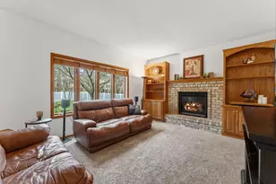 10129 Horseshoe Trail, Eden Prairie, MN 55347 - Photo 16
