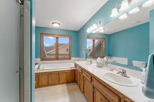 10129 Horseshoe Trail, Eden Prairie, MN 55347 - Photo 32