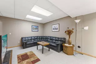 10129 Horseshoe Trail, Eden Prairie, MN 55347 - Photo 48