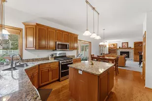 10129 Horseshoe Trail, Eden Prairie, MN 55347 - Photo 14