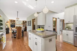 17811 Hollybrook Trail, Lakeville, MN 55044 - Photo 4