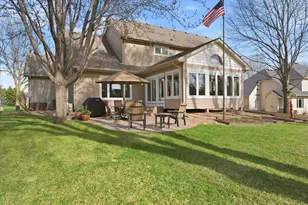 17811 Hollybrook Trail, Lakeville, MN 55044 - Photo 34