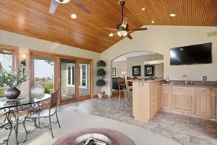 17811 Hollybrook Trail, Lakeville, MN 55044 - Photo 8