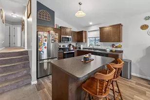 406 Cardinal St, Mora, MN 55051 - Photo 4