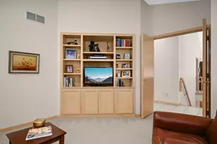 7160 Oak Pointe Curv, Bloomington, MN 55438 - Photo 22