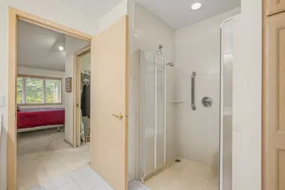 7160 Oak Pointe Curve, Bloomington, MN 55438 - Photo 26
