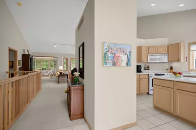7160 Oak Pointe Curve, Bloomington, MN 55438 - Photo 14