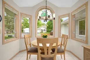7160 Oak Pointe Curv, Bloomington, MN 55438 - Photo 20