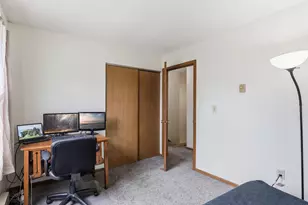 906 Galtier St, Saint Paul, MN 55117 - Photo 24