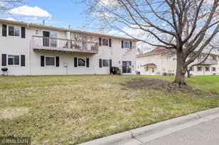 2377 Grenadier Ave N, Oakdale, MN 55128 - Photo 22