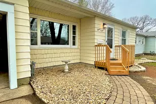 1103 Amelia Ave, Albert Lea, MN 56007 - Photo 1