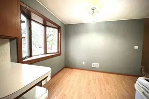 1103 Amelia Ave, Albert Lea, MN 56007 - Photo 6