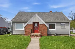 1221 5th St S, Moorhead, MN 56560 - Photo 1
