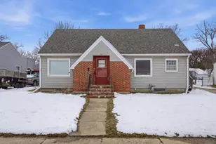 1221 5th St S, Moorhead, MN 56560 - Photo 32