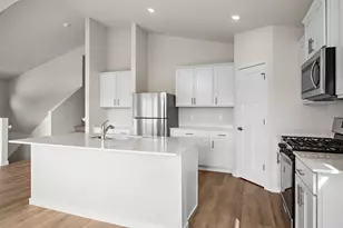 310 Florence Ave S, Annandale, MN 55302 - Photo 8