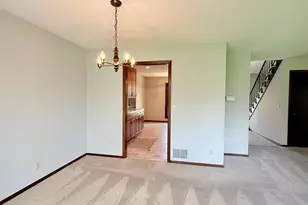 8989 Jasmine Ln S, Cottage Grove, MN 55016 - Photo 12
