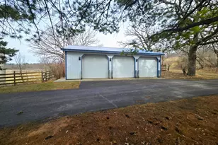 33625 160th St, Battle Lake, MN 56515 - Photo 146