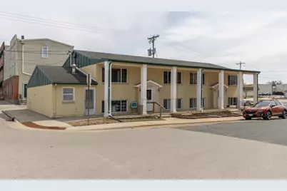 105 Main Street S, Stewartville, MN 55976 - Photo 4