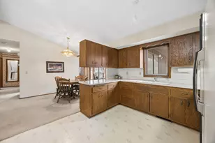 2740 Sherwood Rd, Mounds View, MN 55112 - Photo 10