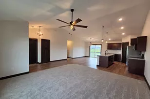 1088 Cullen St, Saint Peter, MN 56082 - Photo 12