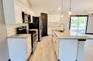1088 Cullen St, Saint Peter, MN 56082 - Photo 6