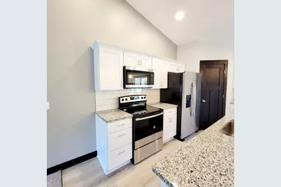 1088 Cullen Street, Saint Peter, MN 56082 - Photo 8