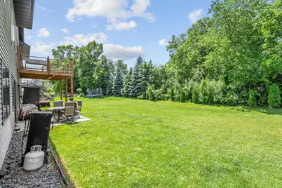 702 Eastland Avenue SE, New Prague, MN 56071 - Photo 4