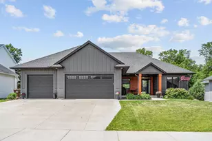 702 Eastland Ave SE, New Prague, MN 56071 - Photo 1