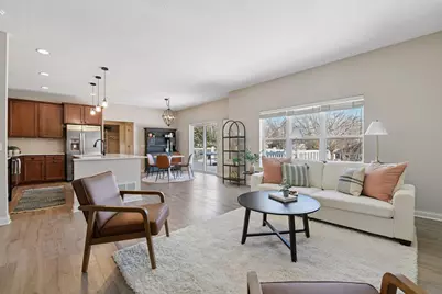 260 Liberty Heights Drive, Chaska, MN 55318 - Photo 8