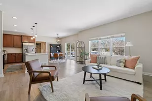 260 Liberty Heights Dr, Chaska, MN 55318 - Photo 8