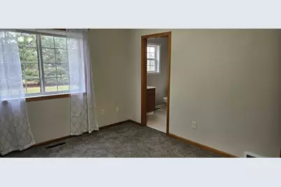 1033 5th Avenue NW, Perham, MN 56573 - Photo 6