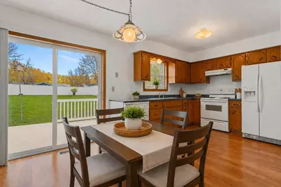 2821 Oakview Lane, Monticello, MN 55362 - Photo 10