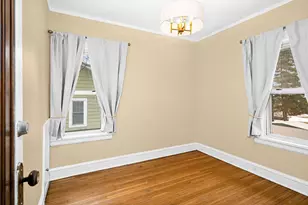 821 N 19th Ave E, Duluth, MN 55812 - Photo 6