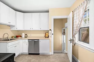 821 N 19th Ave E, Duluth, MN 55812 - Photo 14