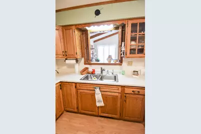 610 Kneale Avenue S, Thief River Falls, MN 56701 - Photo 12