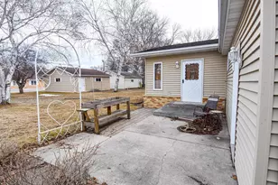 610 Kneale Ave S, Thief River Falls, MN 56701 - Photo 46