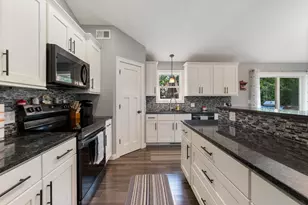 3959 Peyton Ln, Hermantown, MN 55811 - Photo 4