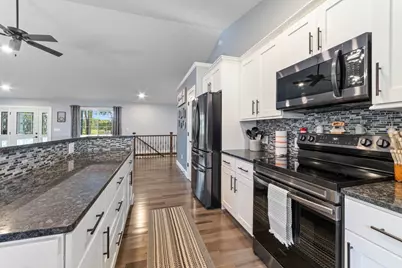 3959 Peyton Lane, Hermantown, MN 55811 - Photo 10