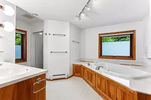 14 Mid Oaks Rd, Roseville, MN 55113 - Photo 24