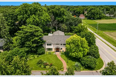 14 Mid Oaks Road, Roseville, MN 55113 - Photo 1