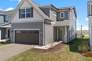 1863 Ivy St, Shakopee, MN 55379 - Photo 36